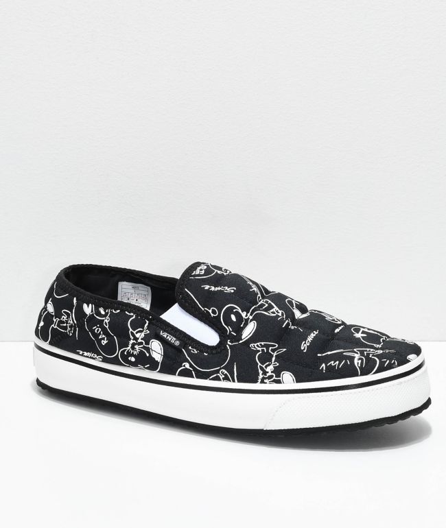 vans slip on checkerboard snoopy